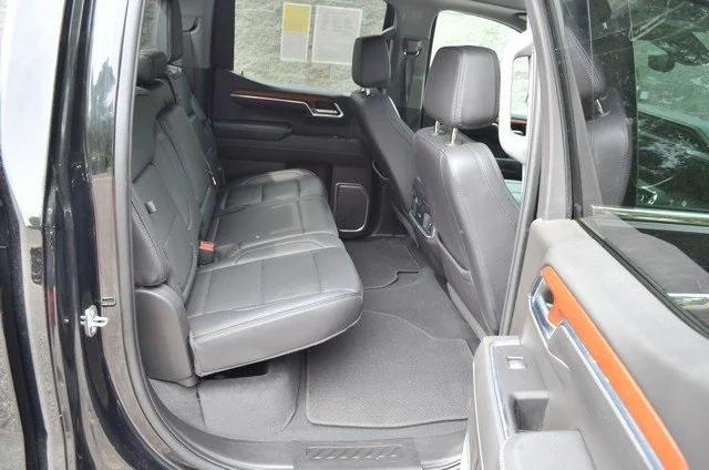 Photo of 2023 Onyx Black GMC Sierra 1500