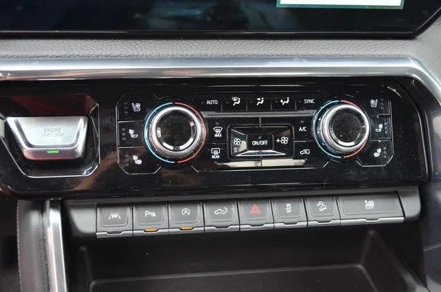 Photo of 2023 Onyx Black GMC Sierra 1500