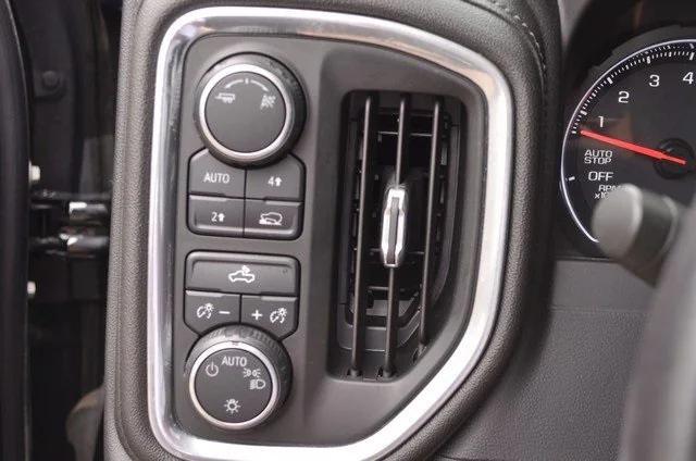 Photo of 2019 Black Chevrolet Silverado 1500