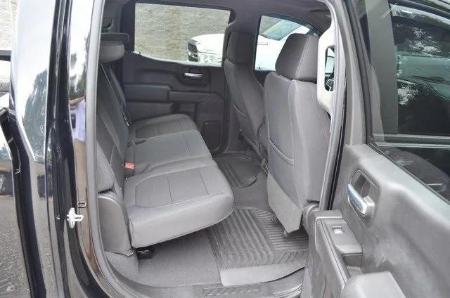 Photo of 2019 Black Chevrolet Silverado 1500