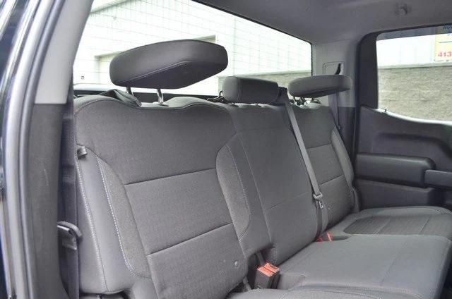 Photo of 2019 Black Chevrolet Silverado 1500