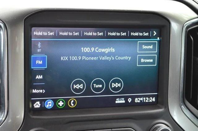 Photo of 2019 Black Chevrolet Silverado 1500