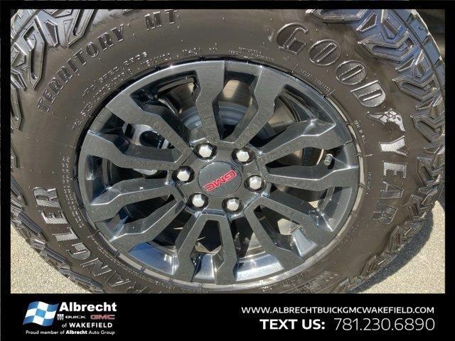 Photo of 2023 Summit White GMC Sierra 1500