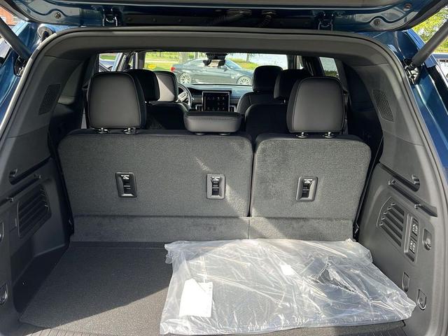Photo of 2026 Downpour Metallic GMC Acadia