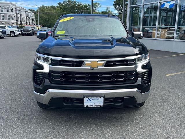Photo of 2022 Black Chevrolet Silverado 1500
