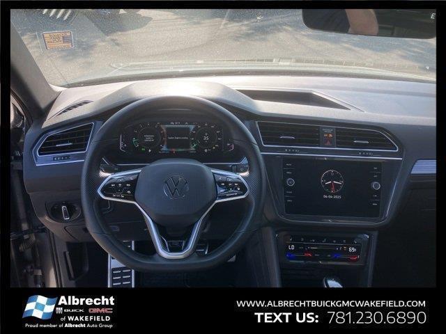 Photo of 2022 Platinum Gray Metallic Volkswagen Tiguan