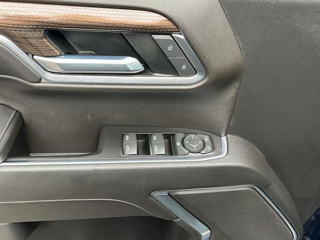Photo of 2022 Northsky Blue Metallic Chevrolet Silverado 1500