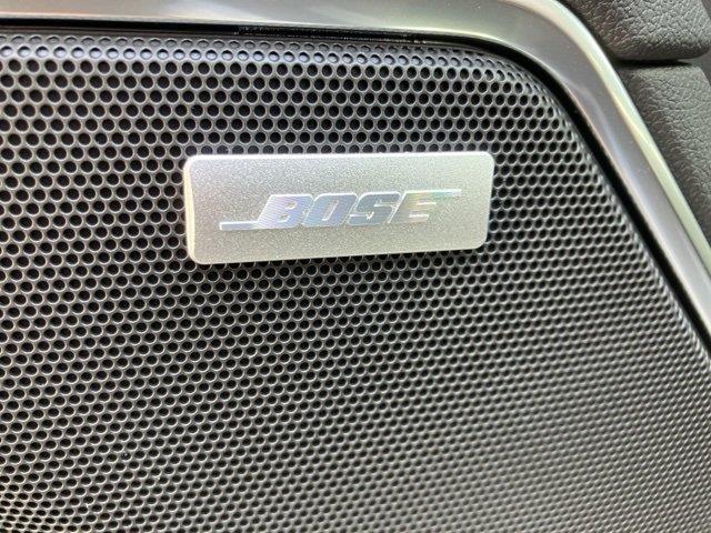 Photo of 2025 Summit White GMC Sierra 1500