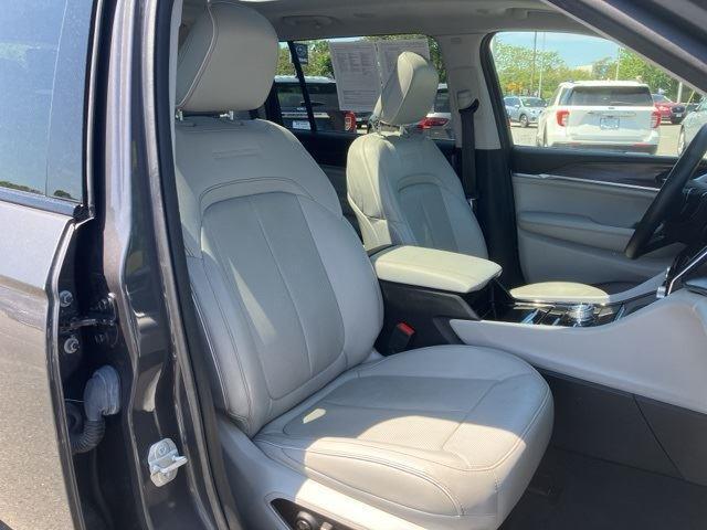 Photo of 2021 Baltic Gray Metallic Clearcoat Jeep Grand Cherokee L