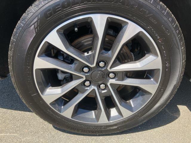 Photo of 2021 Baltic Gray Metallic Clearcoat Jeep Grand Cherokee L