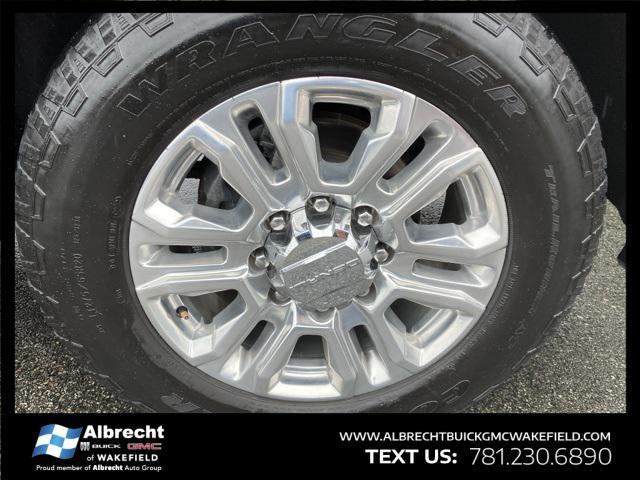 Photo of 2022 Onyx Black GMC Sierra 2500