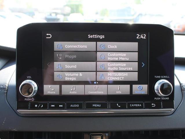 Photo of 2025 Labrador Black Pearl Mitsubishi Outlander PHEV