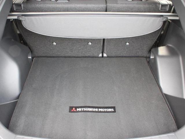 Photo of 2025 White Diamond Mitsubishi Eclipse Cross