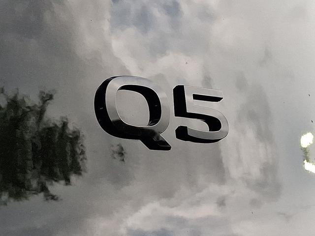 Photo of 2025 MYTHOS BLACK Audi Q5