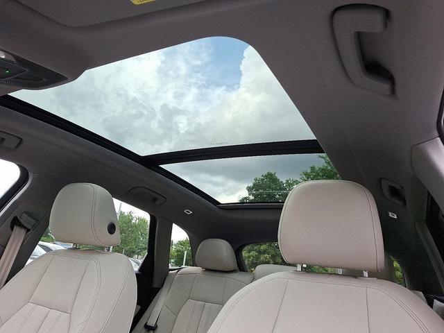 Photo of 2025 MYTHOS BLACK Audi Q5