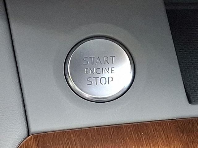 Photo of 2024 Daytona Gray Pearl Effect Audi Q5