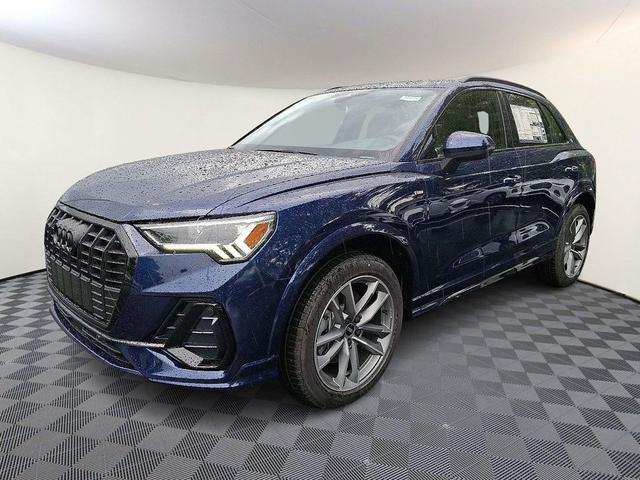 Photo of 2025 Navarra Blue Metallic Audi Q3