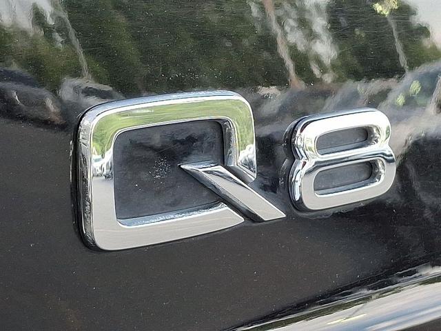 Photo of 2022 Mythos Black Metallic Audi Q8