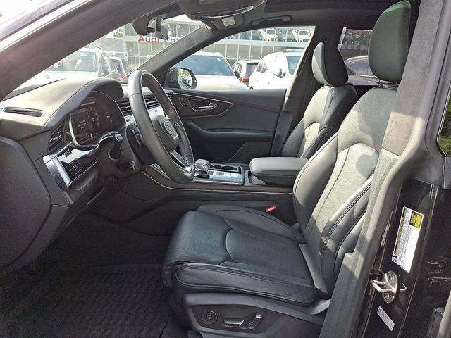 Photo of 2022 Mythos Black Metallic Audi Q8