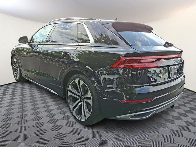 Photo of 2022 Mythos Black Metallic Audi Q8