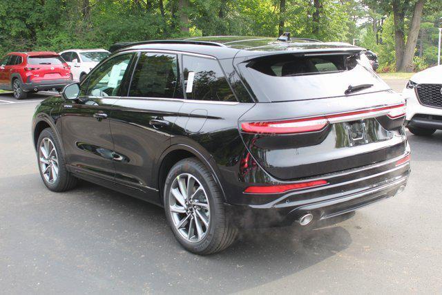 Photo of 2025 INFINITE BLACK MET CC Lincoln Corsair