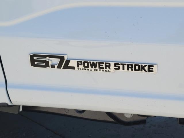 Photo of 2025 Oxford White Ford F-250