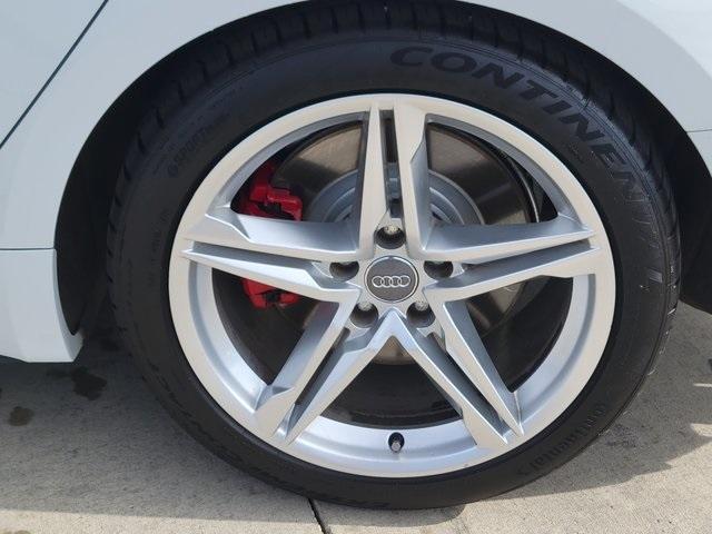 Photo of 2018 Glacier White Metallic Audi S5