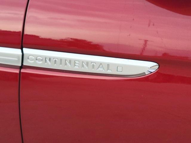 Photo of 2019 Ruby Red Metallic Tinted Clearcoat Lincoln Continental