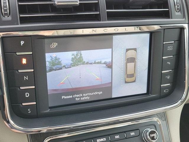 Photo of 2019 Ruby Red Metallic Tinted Clearcoat Lincoln Continental