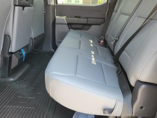 Photo of 2026 Oxford White Ford F-350