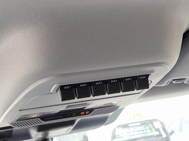 Photo of 2026 Oxford White Ford F-350