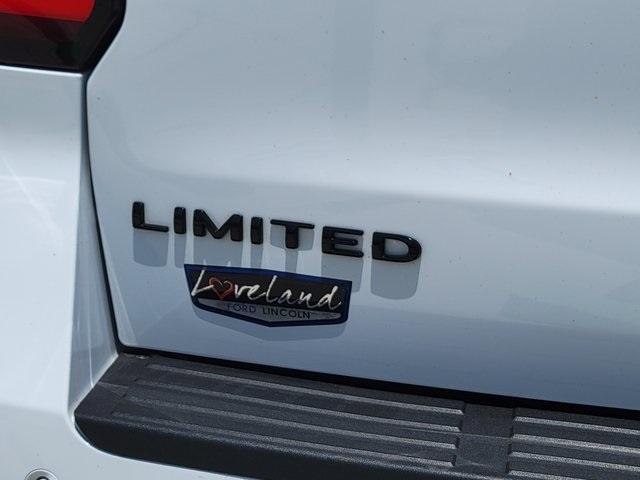 Photo of 2024 Oxford White Ford Expedition