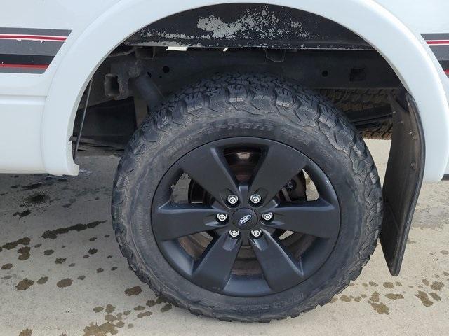 Photo of 2014 White Ford F-150