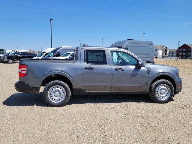 Photo of 2025 Carbonized Gray Metallic Ford Maverick