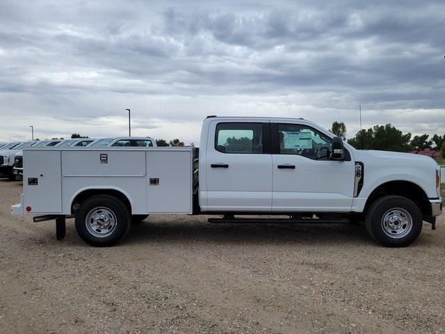 Photo of 2025 Oxford White Ford F-250