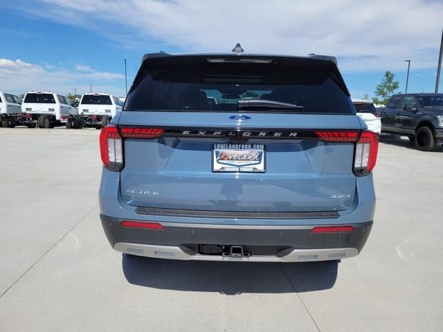 Photo of 2025 Vapor Blue Metallic Ford Explorer