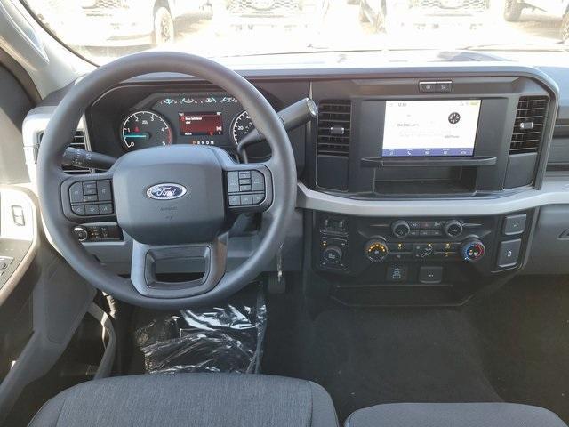Photo of 2026 Oxford White Ford F-350