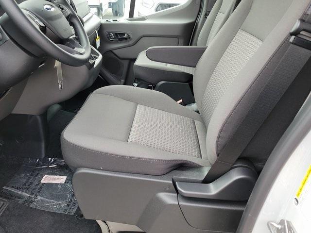 Photo of 2025 Avalanche Gray Metallic Ford Transit-350