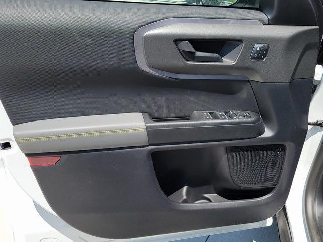 Photo of 2025 Oxford White Ford Bronco Sport