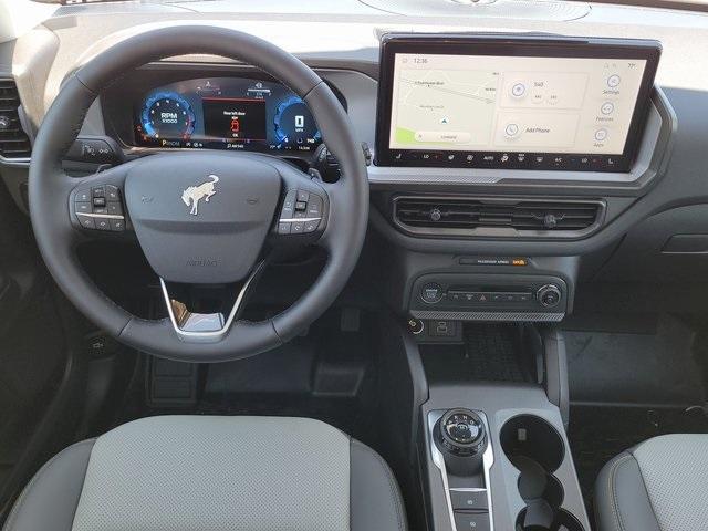Photo of 2025 Oxford White Ford Bronco Sport