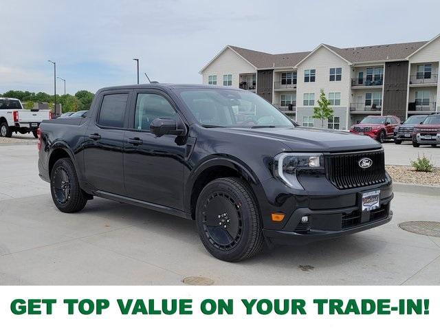 Photo of 2025 Shadow Black Ford Maverick