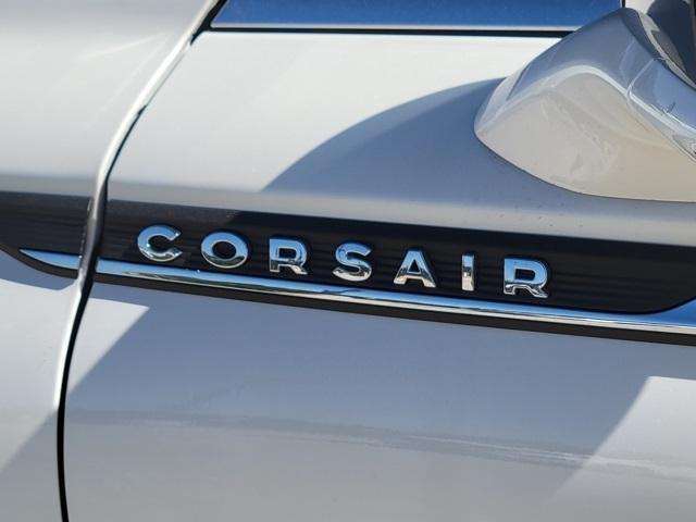 Photo of 2025 Pristine White Lincoln Corsair