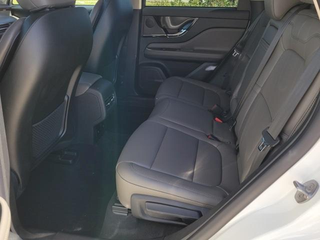 Photo of 2025 Pristine White Lincoln Corsair