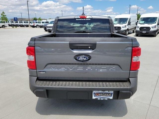 Photo of 2025 Carbonized Gray Metallic Ford Maverick