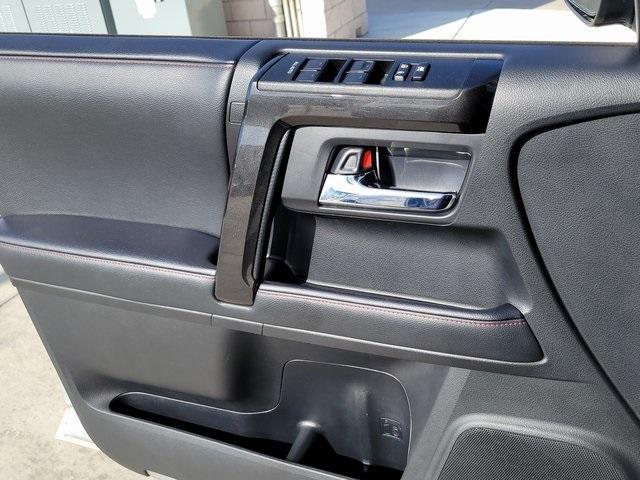 Photo of 2020 Classic Silver Metallic Toyota 4Runner