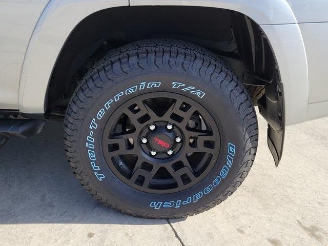 Photo of 2020 Classic Silver Metallic Toyota 4Runner