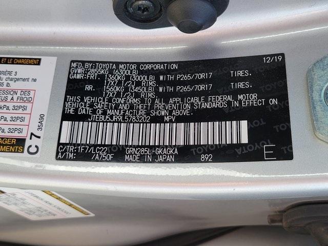 Photo of 2020 Classic Silver Metallic Toyota 4Runner