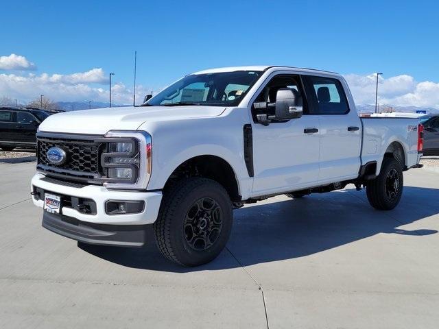 Photo of 2025 Oxford White Ford F-350