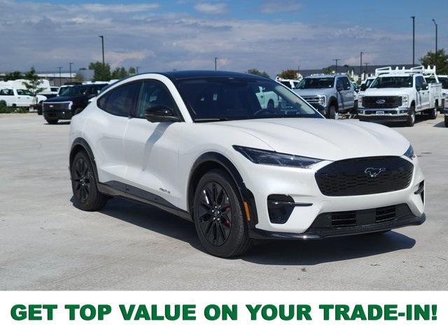 Photo of 2025 Star White Ford Mustang Mach-E