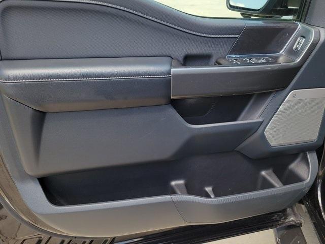 Photo of 2022 Agate Black Metallic Ford F-150